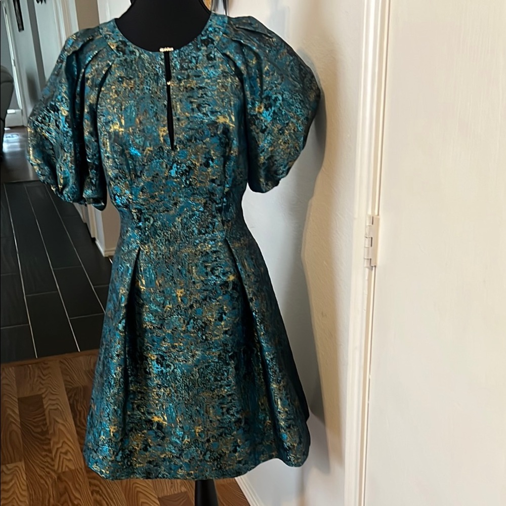 Vince Camuto Teal and Gold Puff Sleeve Dress. Size 10
